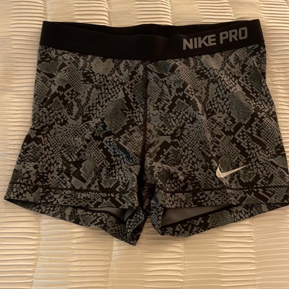 Nike pros